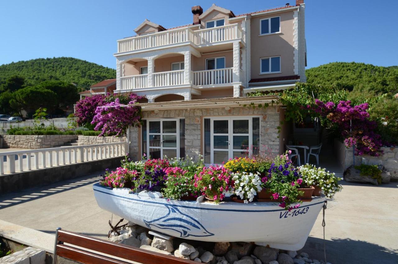 Antea Apartment Prizba Exterior photo